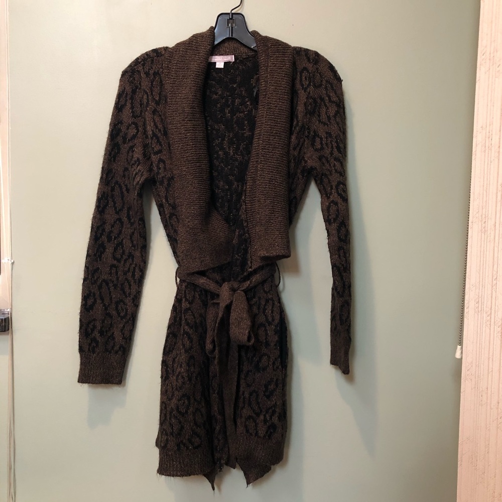 Cheetah print cardigan!